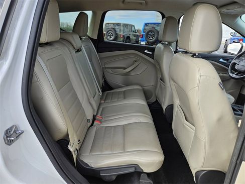 Used 2017 Ford Escape Titanium image 15