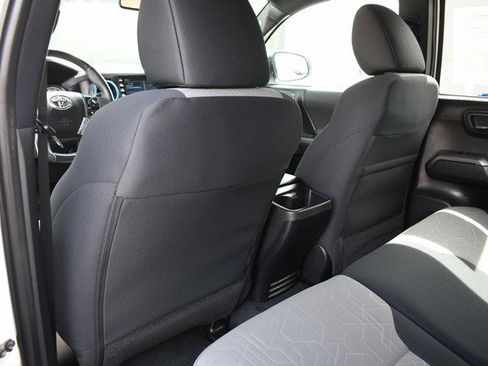 Used 2021 Toyota Tacoma TRD Off-Road w/ Technology Package image 21