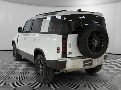 Used 2025 Land Rover Defender 110 S AWD/4WD image 3