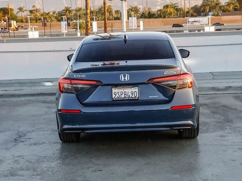Used 2025 Honda Civic Sport Touring image 8