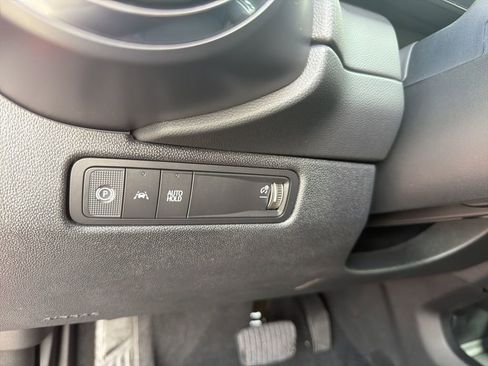 New 2026 Chevrolet Equinox EV LT image 17