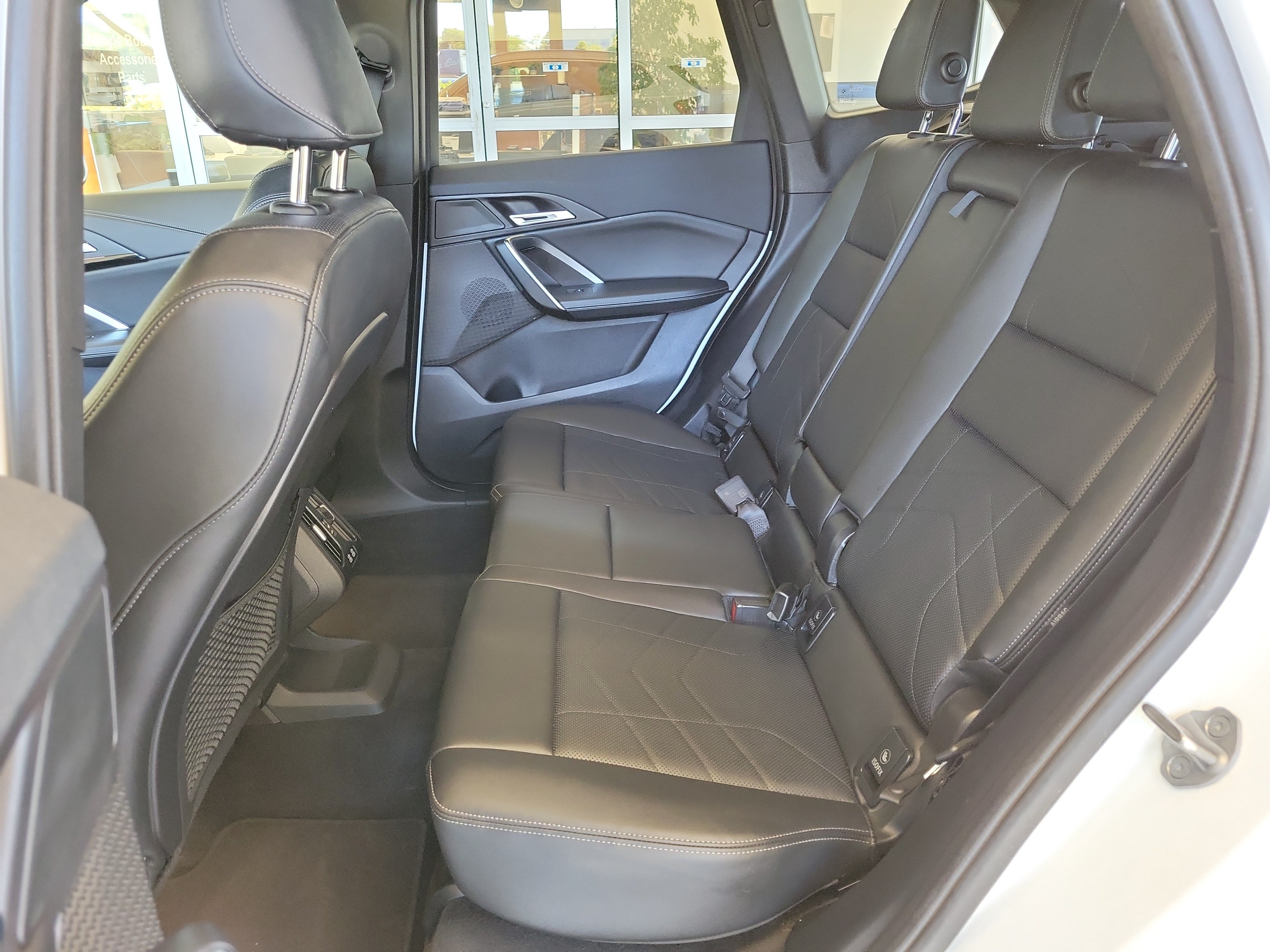 Used 2024 BMW X1 xDrive28i w/ Convenience Package AWD/4WD image 16