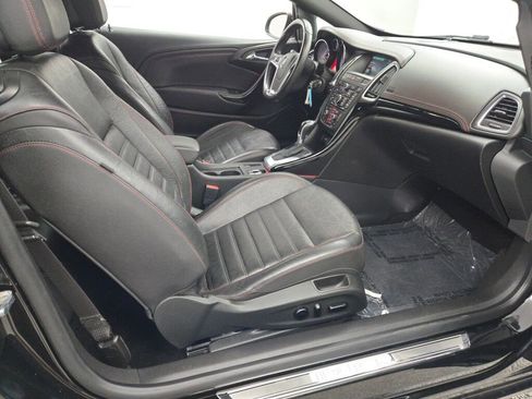 Used 2019 Buick Cascada Sport Touring w/ Dark Effects Package image 7