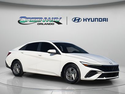 Used 2024 Hyundai Elantra SE