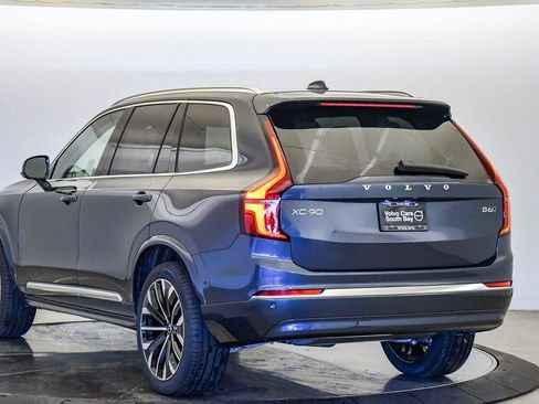 New 2026 Volvo XC90 B6 Ultra w/ Protection Package AWD/4WD image 2
