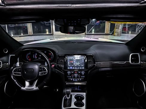 Used 2021 Jeep Grand Cherokee Trackhawk image 40