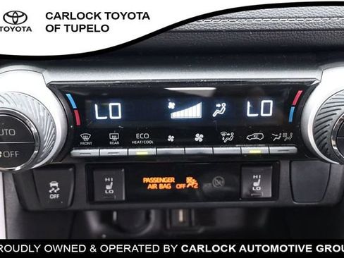 Used 2022 Toyota RAV4 XLE w/ Convenience Package AWD/4WD image 32