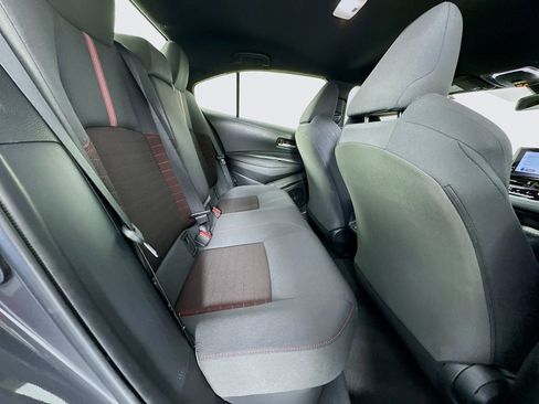 Used 2025 Toyota Corolla SE image 31