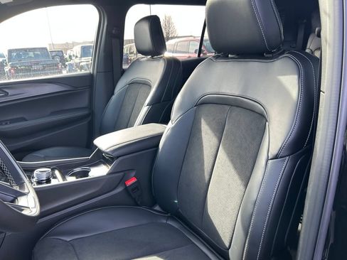 New 2025 Jeep Grand Cherokee L Altitude AWD/4WD image 22