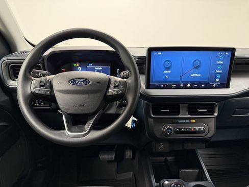 New 2025 Ford Maverick XL image 19
