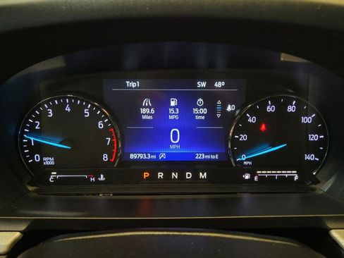 Used 2020 Ford Explorer XLT w/ Equipment Group 202A image 23