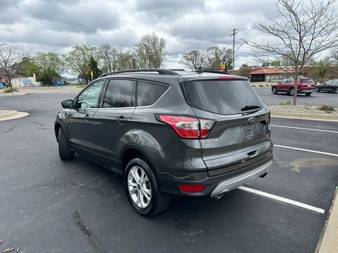 Used 2018 Ford Escape SEL image 7