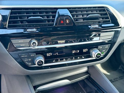 Used 2023 BMW 540i w/ M Sport Package image 16