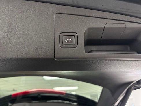 Used 2022 Cadillac XT5 Premium Luxury image 29