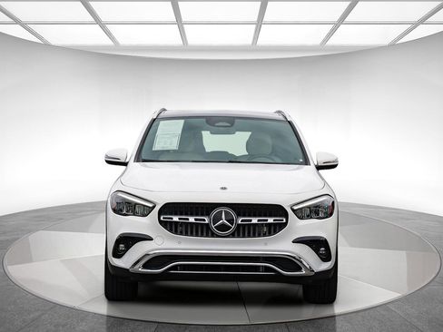 Used 2025 Mercedes-Benz GLA 250 4MATIC image 6
