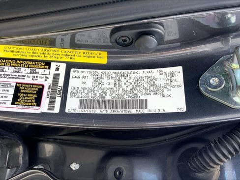Used 2014 Toyota Tacoma PreRunner w/ SR5 Package RWD image 36