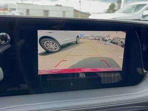 Used 2024 Buick Encore GX Avenir w/ Avenir Convenience Package image 29