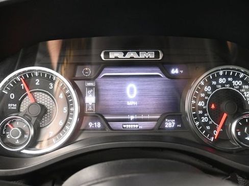 Used 2025 RAM 1500 Big Horn AWD/4WD image 9