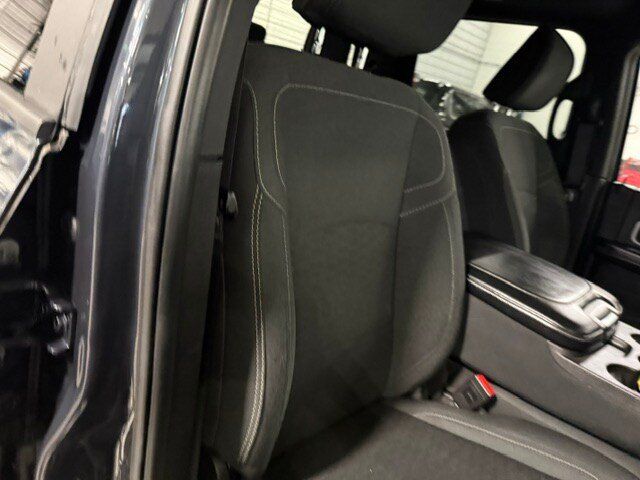 Used 2025 RAM 2500 Big Horn AWD/4WD image 12