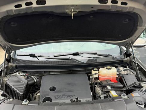 Used 2018 Chevrolet Traverse LT FWD image 27