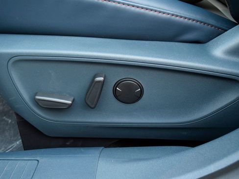 New 2026 Ford Maverick Lariat image 16