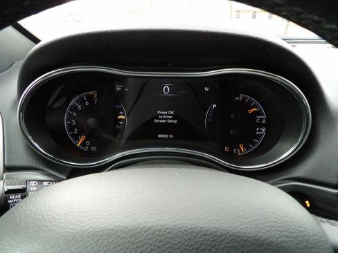 Used 2021 Jeep Grand Cherokee Limited image 52