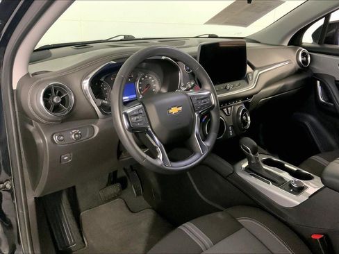 Used 2025 Chevrolet Blazer LT image 14