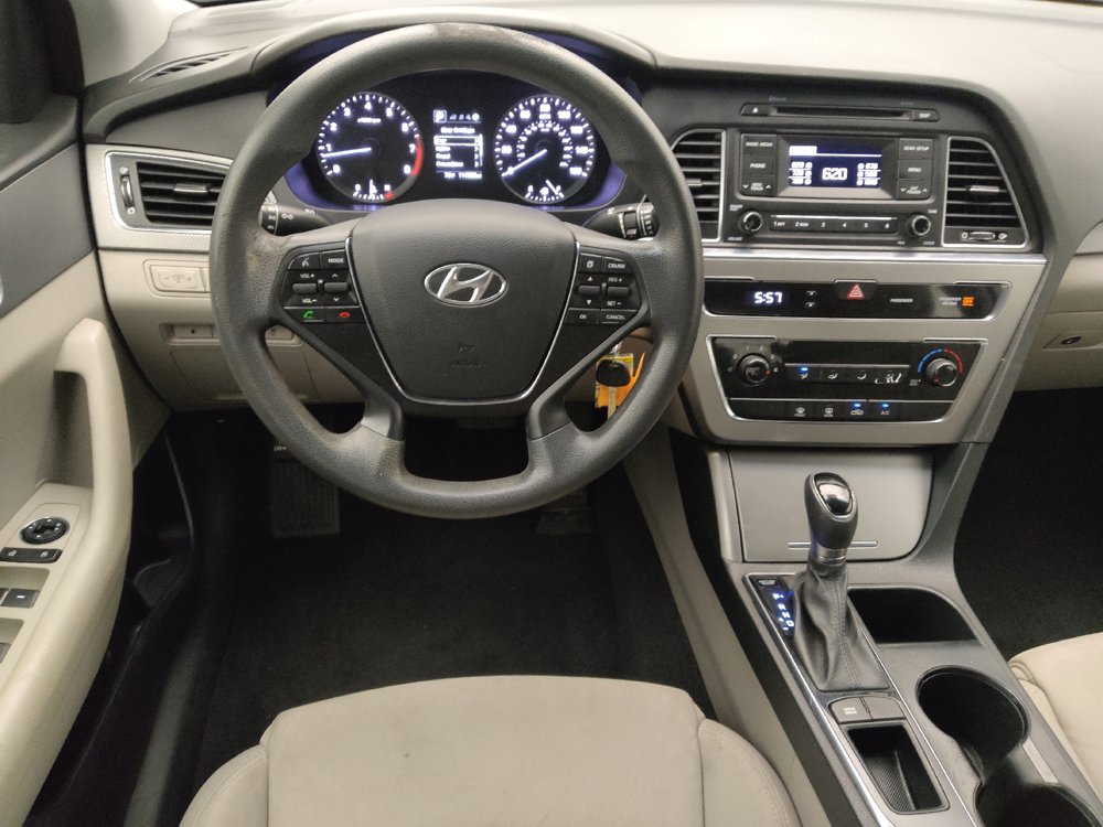 Used 2017 Hyundai Sonata SE FWD image 22