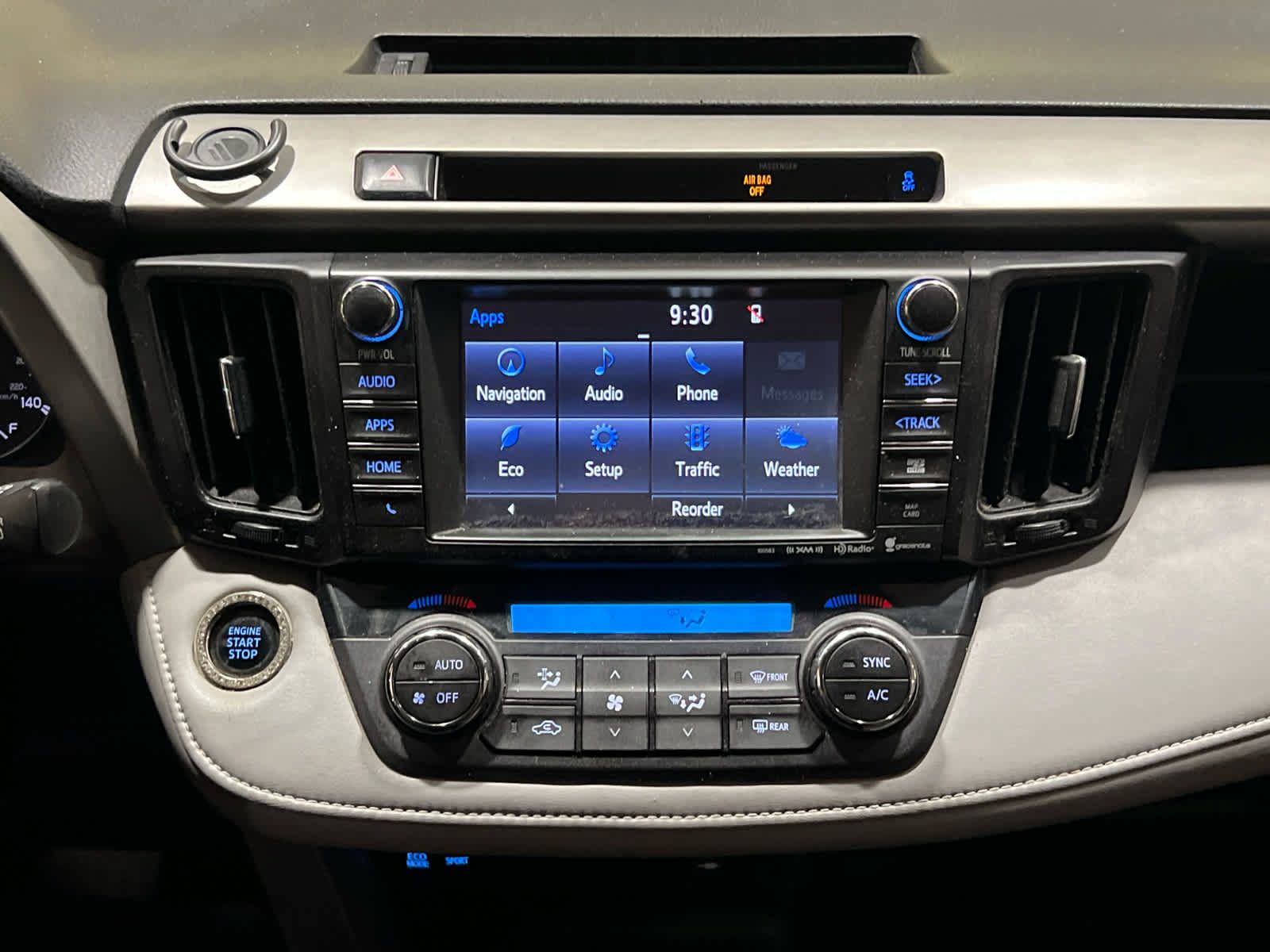 Used 2016 Toyota RAV4 XLE w/ Convenience Package AWD/4WD image 19