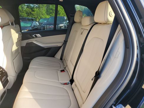 Used 2022 BMW X5 sDrive40i w/ Parking Assistance Package image 62