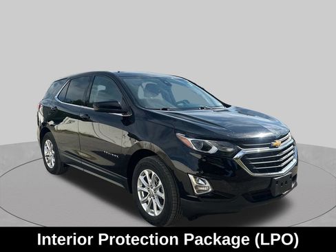 Used 2020 Chevrolet Equinox LT w/ Driver Convenience Package FWD image 9