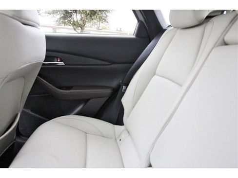 Used 2023 MAZDA CX-30 2.5 Turbo w/ Premium Package image 11