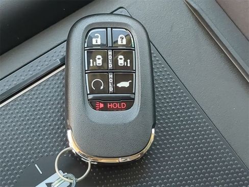 New 2026 Honda Odyssey Touring image 13