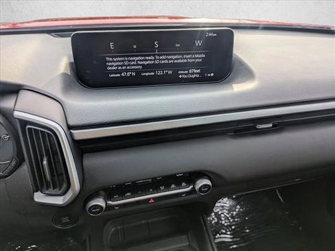 Used 2025 MAZDA CX-50 AWD 2.5 S w/ Premium Package image 17