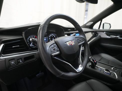 Used 2024 Cadillac XT6 Premium Luxury w/ LPO, Floor Liner Package image 8