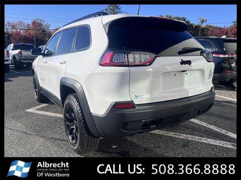 Used 2022 Jeep Cherokee Latitude w/ Sun & Sound Group image 4