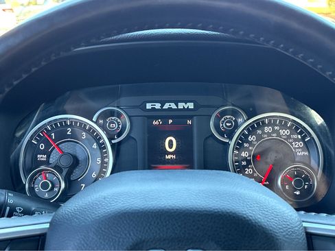 Used 2022 RAM 1500 Big Horn image 5