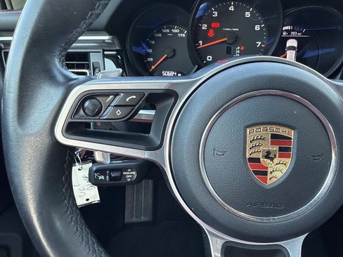 Used 2020 Porsche Macan AWD/4WD image 15