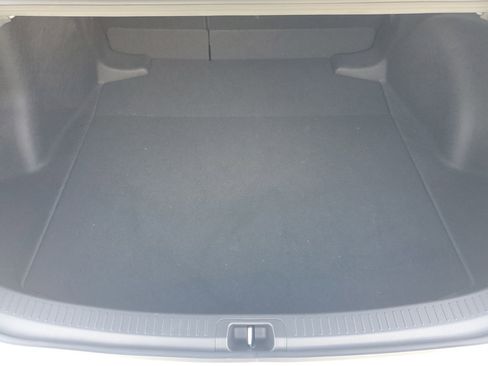 Certified 2024 Toyota Corolla LE image 9