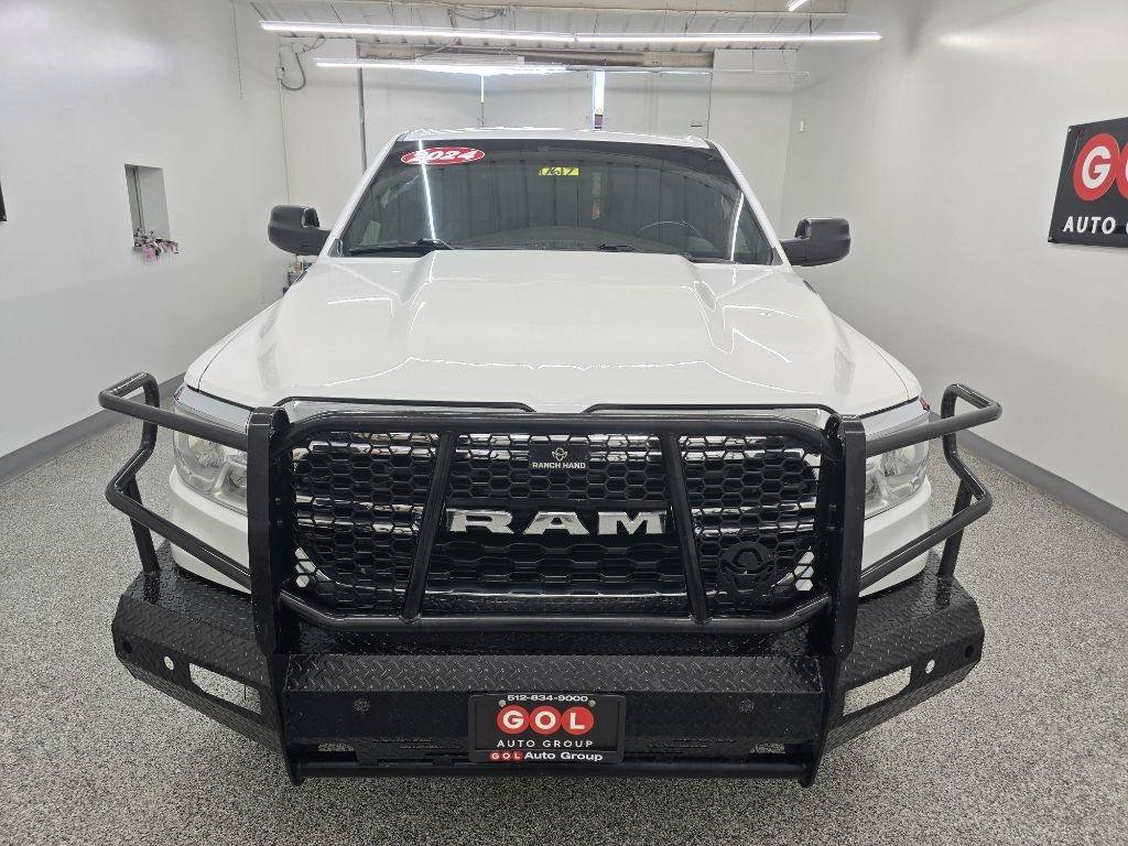 Used 2024 RAM 1500 Lone Star AWD/4WD image 2