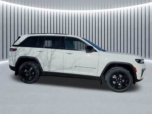 New 2026 Jeep Grand Cherokee Limited image 5