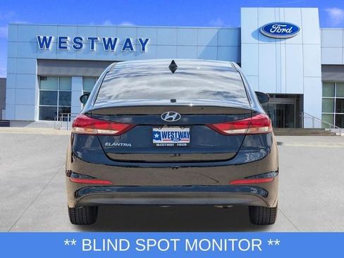 Used 2018 Hyundai Elantra Value Edition FWD image 4