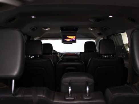 Used 2019 Chrysler Pacifica Touring-L FWD image 30
