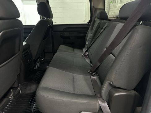 Used 2014 Chevrolet Silverado 2500 LT AWD/4WD image 31