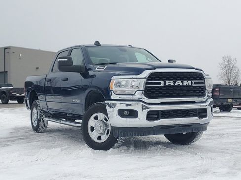 Used 2024 RAM 2500 Big Horn w/ Bed Utility Group image 35