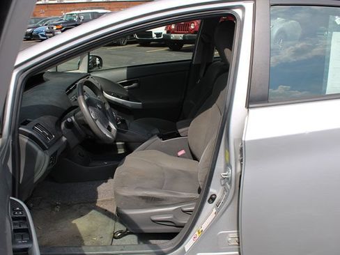 Used 2010 Toyota Prius Two FWD image 8