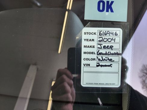 Used 2004 Jeep Grand Cherokee Laredo w/ Convenience Group image 12