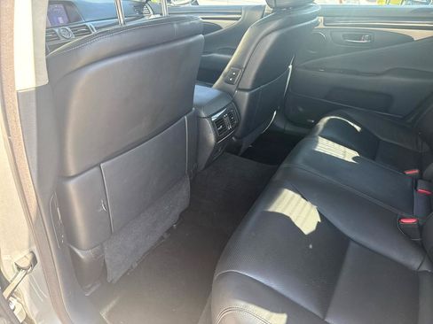 Used 2014 Lexus LS 460 w/ Comfort Package RWD image 47