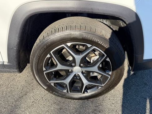 Certified 2024 Jeep Compass Limited image 15