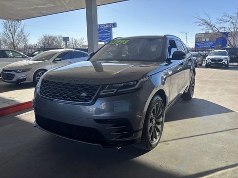 Used 2019 Land Rover Range Rover Velar R-Dynamic SE image 4